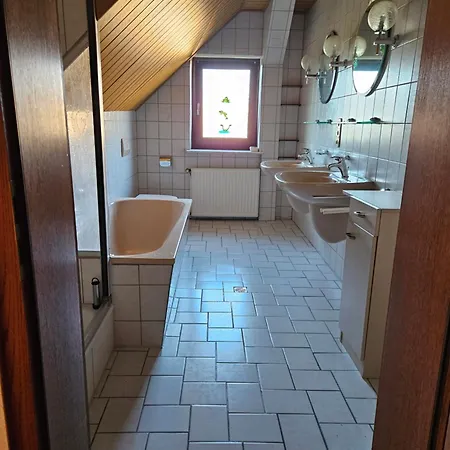 Karo Ферсмольд